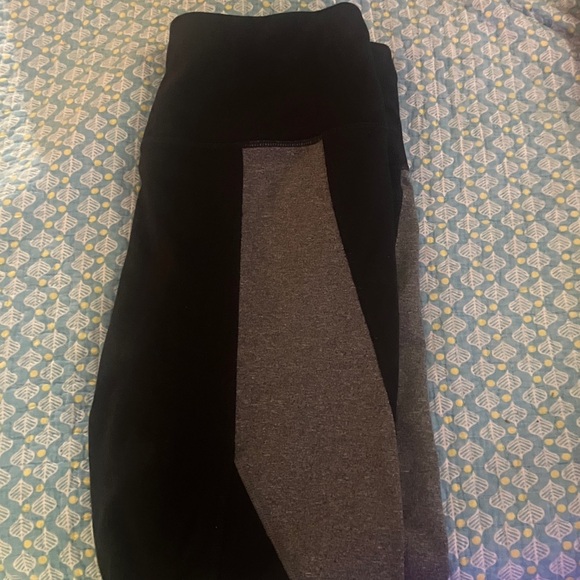 SO Kids Black and Gray Leggings - Picture 5 of 12